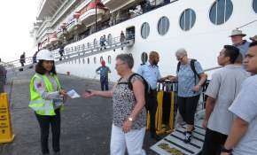 Así fue la llegada del imponente crucero ‘Celebrity Infinity’ a Arica [FOTOS]
